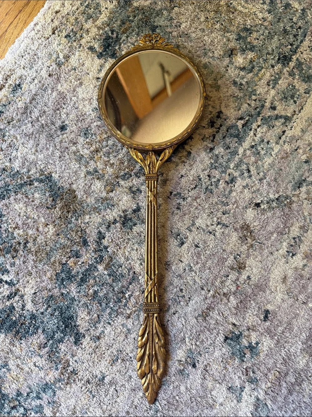 N/A antique elegant